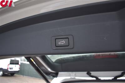 2019 Subaru Ascent Limited 7-Passenger AWD 4dr SUV! X-Mode! EyeSight Assist Tech! Back Up Camera! Blind Spot Monitor! Parking Assist! Apple CarPlay! Android Auto! Full Heated Leather Seats! - Photo 28 - Portland, OR 97266