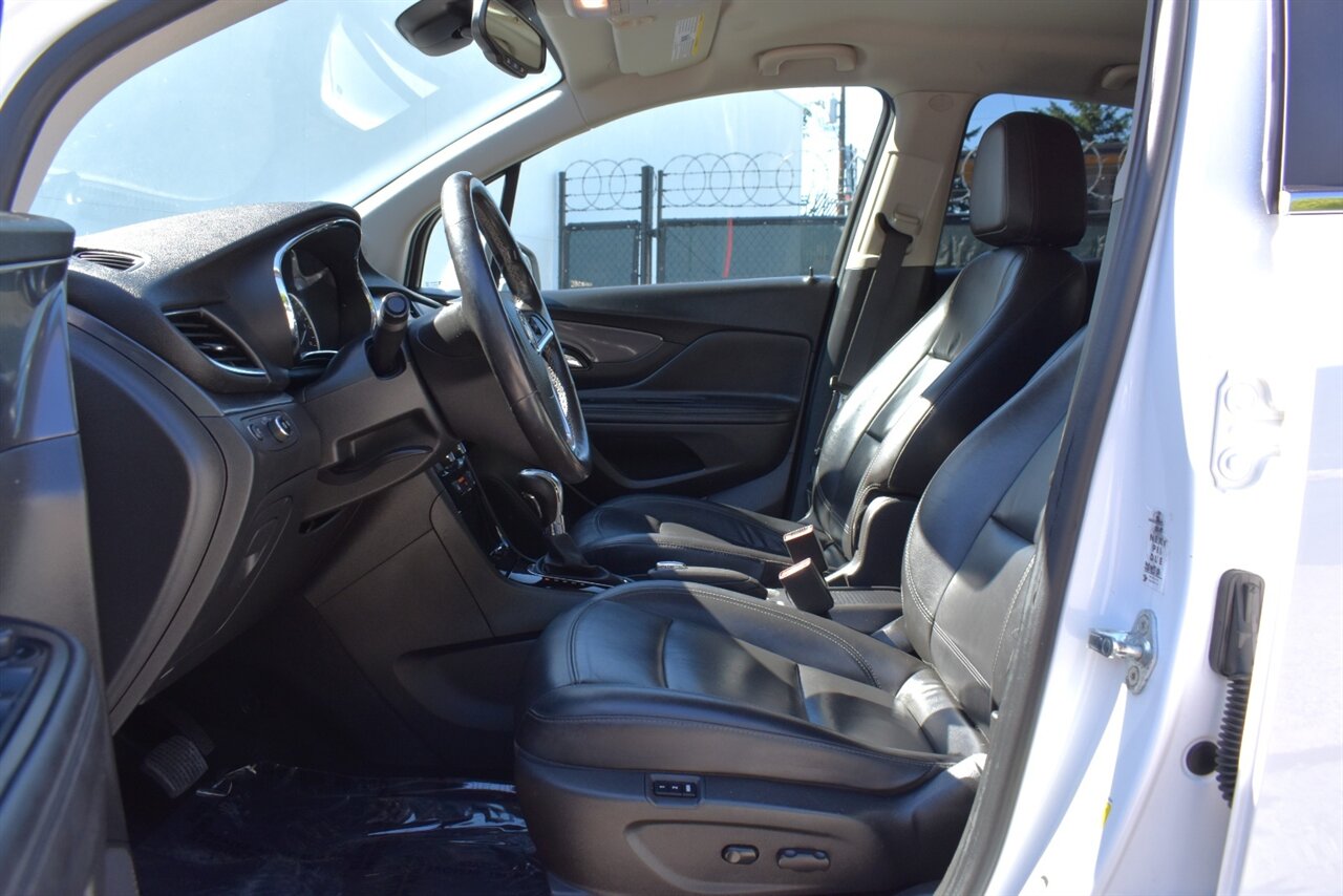 2020 Buick Encore Essence 4dr Crossover! Back Up Camera! Blind Spot Monitor! Rear Cross Traffic Alert! Cruise Control! Heated Leather Seats! Heated Steering Wheel! Apple CarPlay! Android Auto! - Photo 10 - Portland, OR 97266