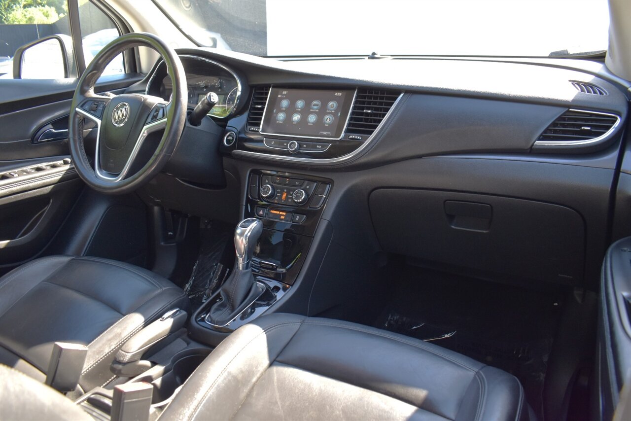 2020 Buick Encore Essence 4dr Crossover! Back Up Camera! Blind Spot Monitor! Rear Cross Traffic Alert! Cruise Control! Heated Leather Seats! Heated Steering Wheel! Apple CarPlay! Android Auto! - Photo 12 - Portland, OR 97266