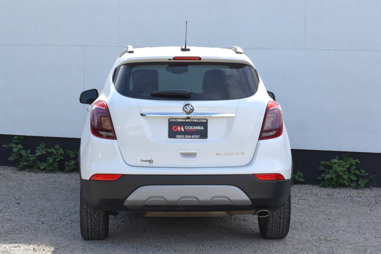 2020 Buick Encore Essence 4dr Crossover! Back Up Camera! Blind Spot Monitor! Rear Cross Traffic Alert! Cruise Control! Heated Leather Seats! Heated Steering Wheel! Apple CarPlay! Android Auto! - Photo 4 - Portland, OR 97266