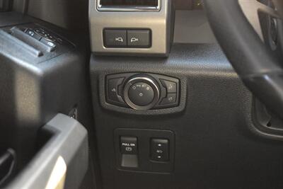 2019 Ford F-150 Raptor 4x4 4dr SuperCrew 5.5 ft ShortBed!**BY APPOINTMENT ONLY**Roof-Mounted LED Light Bar! Terrain Management System! Locking Rear Differential! Apple CarPlay & Android Auto! Backup Camera! - Photo 19 - Portland, OR 97266