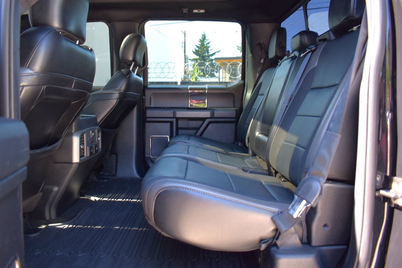 2019 Ford F-150 Raptor 4x4 4dr SuperCrew 5.5 ft ShortBed!**BY APPOINTMENT ONLY**Roof-Mounted LED Light Bar! Terrain Management System! Locking Rear Differential! Apple CarPlay & Android Auto! Backup Camera! - Photo 31 - Portland, OR 97266