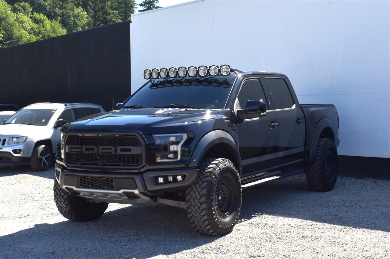 2019 Ford F-150 Raptor 4x4 4dr SuperCrew 5.5 ft ShortBed!**BY APPOINTMENT ONLY**Roof-Mounted LED Light Bar! Terrain Management System! Locking Rear Differential! Apple CarPlay & Android Auto! Backup Camera! - Photo 8 - Portland, OR 97266