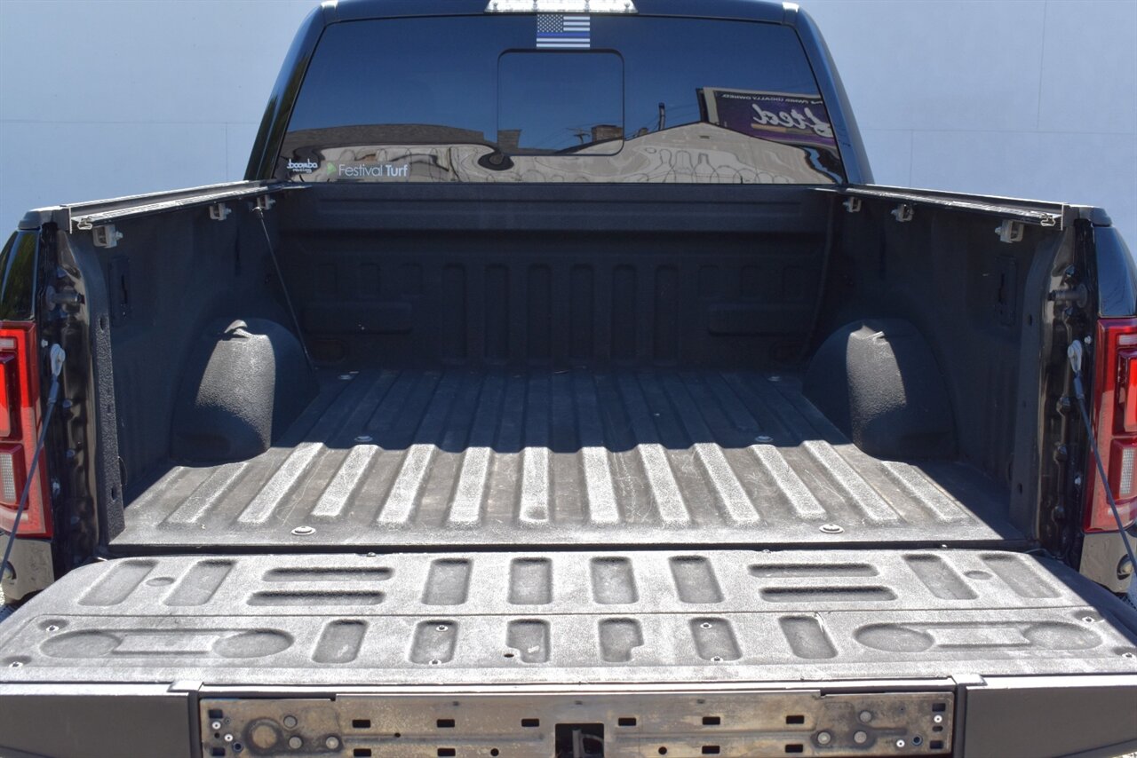 2019 Ford F-150 Raptor 4x4 4dr SuperCrew 5.5 ft ShortBed!**BY APPOINTMENT ONLY**Roof-Mounted LED Light Bar! Terrain Management System! Locking Rear Differential! Apple CarPlay & Android Auto! Backup Camera! - Photo 34 - Portland, OR 97266
