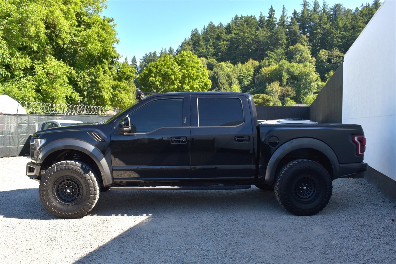 2019 Ford F-150 Raptor 4x4 4dr SuperCrew 5.5 ft ShortBed!**BY APPOINTMENT ONLY**Roof-Mounted LED Light Bar! Terrain Management System! Locking Rear Differential! Apple CarPlay & Android Auto! Backup Camera! - Photo 9 - Portland, OR 97266