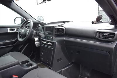 2024 Ford Explorer Utility 4D Police AWD 3.3L V6  Low Miles!**APPOINTMENT ONLY**Heavy Duty Suspension! AdvanceTrac Stability Control! Traction Control! ABS Brakes! Backup Camera! Fleet Maintained! - Photo 11 - Portland, OR 97266
