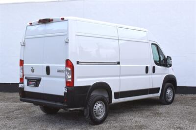 2024 RAM ProMaster 1500 Tradesman High Roof Van 3dr High Roof! Huge Cargo Space! Forward Collision Warning w/ Active Braking! ABS Brakes! Stability Control! Backup Camera! Sliding Side Cargo Door! Wide Rear Cargo Doors! - Photo 5 - Portland, OR 97266