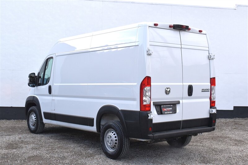 2024 RAM ProMaster 1500 Tradesman High Roof Van 3dr  High Roof! Huge Cargo Space! Forward Collision Warning w/ Active Braking! ABS Brakes! Stability Control! Backup Camera! Sliding Side Cargo Door! Wide Rear Cargo Doors!