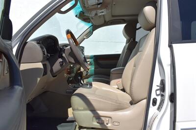 2007 Lexus LX 470 4dr SUV  4dr SUV 4WD**BY APPOINTMENT ONLY**3rd Row Seats! Full-Time 4WD w/ Center Differential Lock! Back Up Camera! Navigation! Heated Leather Seats! Sunroof! Roof-Rack! Bluetooth! - Photo 10 - Portland, OR 97266