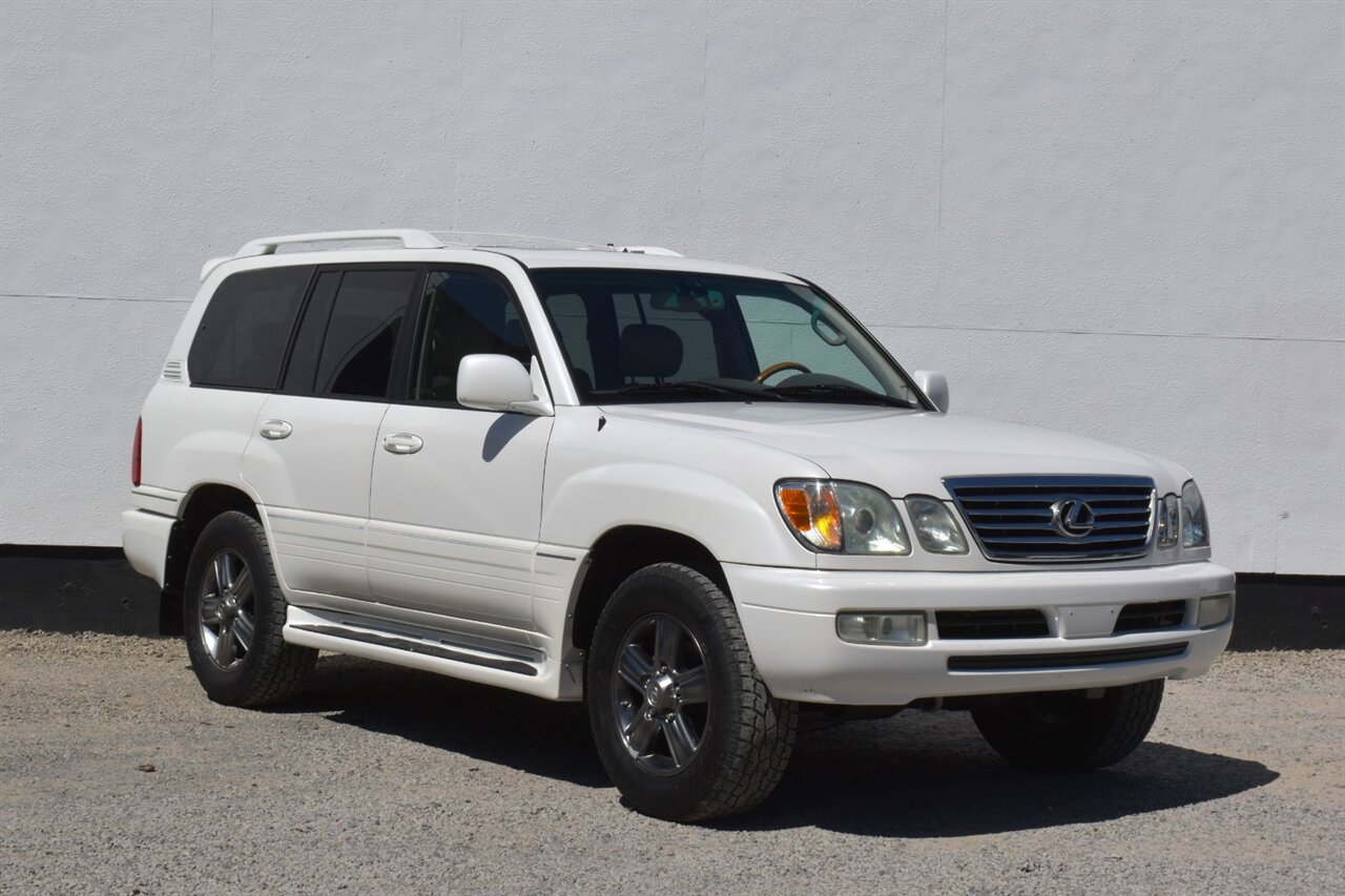 2007 Lexus LX 600 470's photo