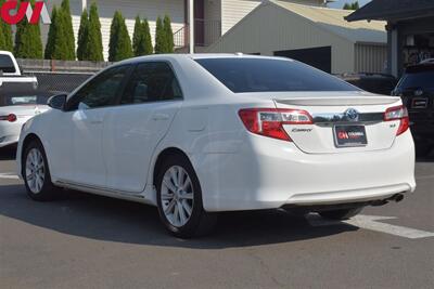 2014 Toyota Camry XLE  4dr Sedan 25 City MPG! 35 Hwy MPG!  Back Up Camera! Blind Spot Monitor! Bluetooth! Heated Leather Seats! - Photo 2 - Portland, OR 97266