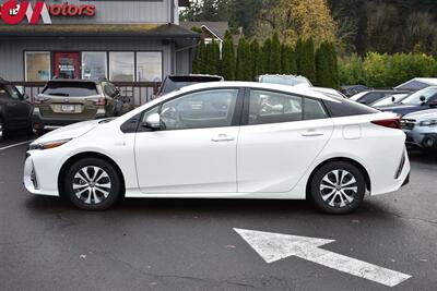 2020 Toyota Prius Prime Limited  4dr Hatchback 51 City MPG! 47 Hwy MPG! Heated Leather Seats! Qi wireless Charging Station! Toyota Safety Sense 2.0! EV, ECO, & POWER Modes! Back Up Camera! Bluetooth! - Photo 9 - Portland, OR 97266