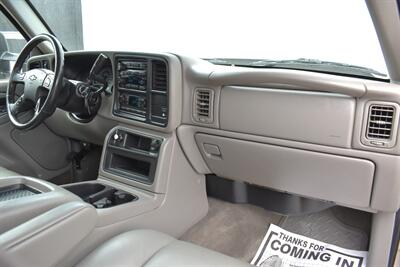 2005 Chevrolet Silverado 2500 LT 4dr Extended Cab LT 4WD Short Bed**BY APPOINTMENT ONLY**Selectable 4-Wheel Drive (2HI/4HI & 4LO)! Heavy Duty Suspension! Tow Package! Leather Interior! - Photo 12 - Portland, OR 97266