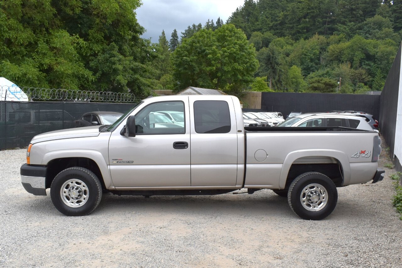2005 Chevrolet Silverado 2500 LT 4dr Extended Cab LT 4WD Short Bed**BY APPOINTMENT ONLY**Selectable 4-Wheel Drive (2HI/4HI & 4LO)! Heavy Duty Suspension! Tow Package! Leather Interior! - Photo 8 - Portland, OR 97266