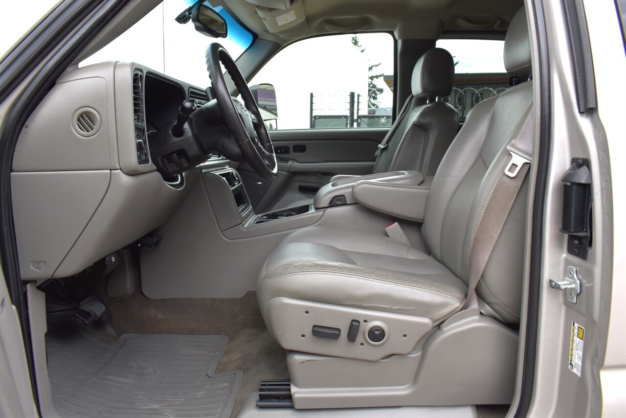 2005 Chevrolet Silverado 2500 LT 4dr Extended Cab LT 4WD Short Bed**BY APPOINTMENT ONLY**Selectable 4-Wheel Drive (2HI/4HI & 4LO)! Heavy Duty Suspension! Tow Package! Leather Interior! - Photo 10 - Portland, OR 97266