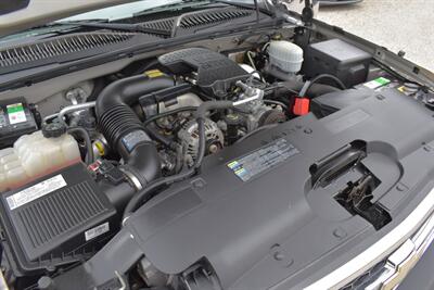 2005 Chevrolet Silverado 2500 LT 4dr Extended Cab LT 4WD Short Bed**BY APPOINTMENT ONLY**Selectable 4-Wheel Drive (2HI/4HI & 4LO)! Heavy Duty Suspension! Tow Package! Leather Interior! - Photo 27 - Portland, OR 97266
