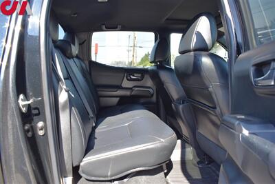 2020 Toyota Tacoma TRD Off-Road  4X4 4dr Double Cab 5.0 ft SB Back Up Cam! Navi! Blind Spot Monitor! Park Assist! Bluetooth! Qi Wireless Charger! Heated Seats! Tow Pkg! - Photo 23 - Portland, OR 97266