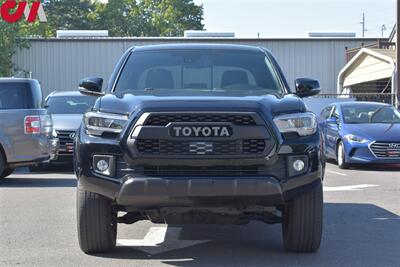 2020 Toyota Tacoma TRD Off-Road  4X4 4dr Double Cab 5.0 ft SB**BY APPOINTMENT ONLY** Back Up Cam! Navi! Blind Spot Monitor! Park Assist! Bluetooth! Qi Wireless Charger! Heated Seats! Tow Pkg! - Photo 4 - Portland, OR 97266