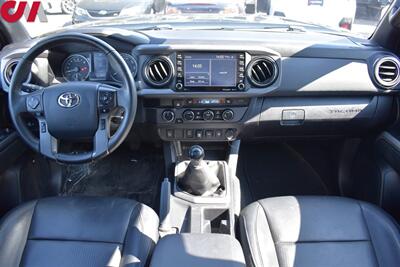 2020 Toyota Tacoma TRD Off-Road  4X4 4dr Double Cab 5.0 ft SB Back Up Cam! Navi! Blind Spot Monitor! Park Assist! Bluetooth! Qi Wireless Charger! Heated Seats! Tow Pkg! - Photo 12 - Portland, OR 97266
