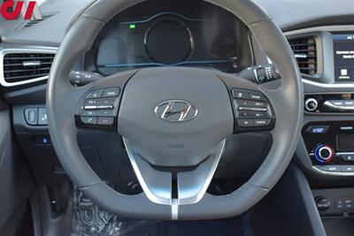 2017 Hyundai IONIQ Hybrid Limited  4dr Hatchback**BY APPOINTMENT ONLY** 55 City MPG! 54 Hwy MPG! Back Up Cam! Blind Spot Monitor! Apple CarPlay! Android Auto! Heated Leather Seats! Sunroof! - Photo 14 - Portland, OR 97266