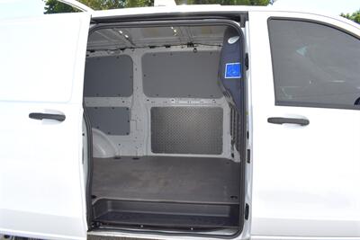 2020 Mercedes-Benz Metris Cargo 3dr 135 WB Mini-Van! Back-Up Camera! Driver Monitoring-Alert! Cruise Control! Ladder Rack! Bluetooth Connectivity! DYNAMIC SELECT Drive Modes! - Photo 26 - Portland, OR 97266