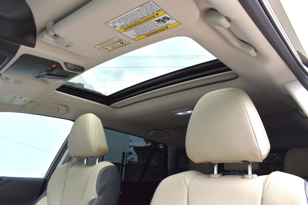 2023 Subaru Outback Limited AWD 4dr Crossover! EyeSight Assist! Back Up Camera! Blind Spot Monitor! Apple CarPlay! Android Auto! Heated Leather Seats! Sunroof! Powered Liftgate! - Photo 12 - Portland, OR 97266