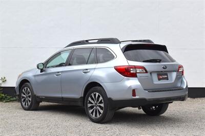 2015 Subaru Outback 2.5i Limited  AWD 4dr Wagon! X-Mode! Back Up Camera! Blind Spot Monitor! Full Heated Leather Seats! Bluetooth Connectivity! Powered Liftgate! - Photo 2 - Portland, OR 97266