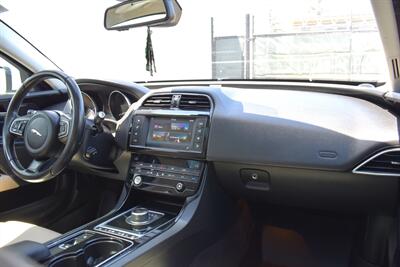 2017 Jaguar XE 25t Premium  4dr Sedan! Rear-Wheel Drive! Back Up Camera! Parking Assist! Selectable Drive Modes! Navigation! Bluetooth Connectivity! Sport-Tuned Suspension! Sunroof! Premium Leather Interior! - Photo 12 - Portland, OR 97266
