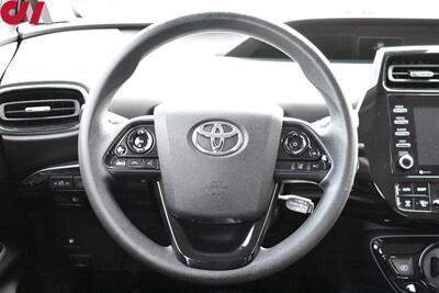 2022 Toyota Prius LE  4dr Hatchback! 54 City MPG! 50 Hwy MPG! EV/ECO/PWR Modes! Back Up Camera! Toyota Safety Sense 2.0! Apple CarPlay! Android Auto! Navi! All Weather Mats! - Photo 13 - Portland, OR 97266