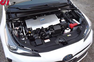 2021 Toyota Prius LE  4dr Hatchback! Excellent MPG! Adaptive Cruise Control! Lane Departure Alert! Lane Tracing Assist! Pre-Collision System w/ Pedestrian Detection! Automatic High Beams! Backup Camera! - Photo 32 - Portland, OR 97266