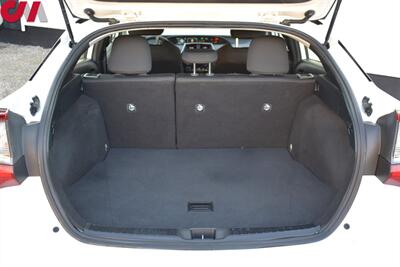 2021 Toyota Prius LE  4dr Hatchback! Excellent MPG! Adaptive Cruise Control! Lane Departure Alert! Lane Tracing Assist! Pre-Collision System w/ Pedestrian Detection! Automatic High Beams! Backup Camera! - Photo 30 - Portland, OR 97266