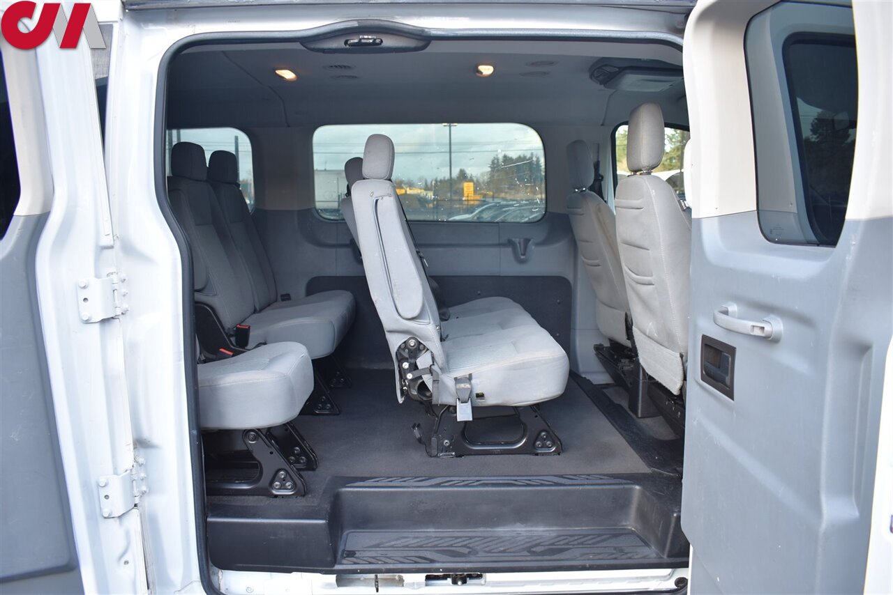 2017 Ford Transit Wagon XL photo 21