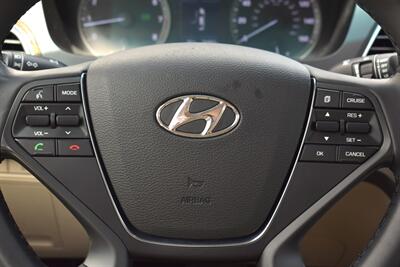 2016 Hyundai SONATA Limited  4dr Sedan! Back up Camera! Blind Spot Assist! Rear Collision Warning! Apple CarPlay! Android Auto! Heated Leather Seats! Sunroof! - Photo 16 - Portland, OR 97266