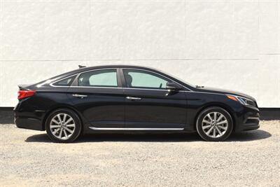 2016 Hyundai SONATA Limited  4dr Sedan! Back up Camera! Blind Spot Assist! Rear Collision Warning! Apple CarPlay! Android Auto! Heated Leather Seats! Sunroof! - Photo 6 - Portland, OR 97266