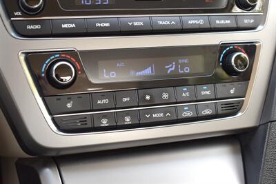 2016 Hyundai SONATA Limited  4dr Sedan! Back up Camera! Blind Spot Assist! Rear Collision Warning! Apple CarPlay! Android Auto! Heated Leather Seats! Sunroof! - Photo 25 - Portland, OR 97266