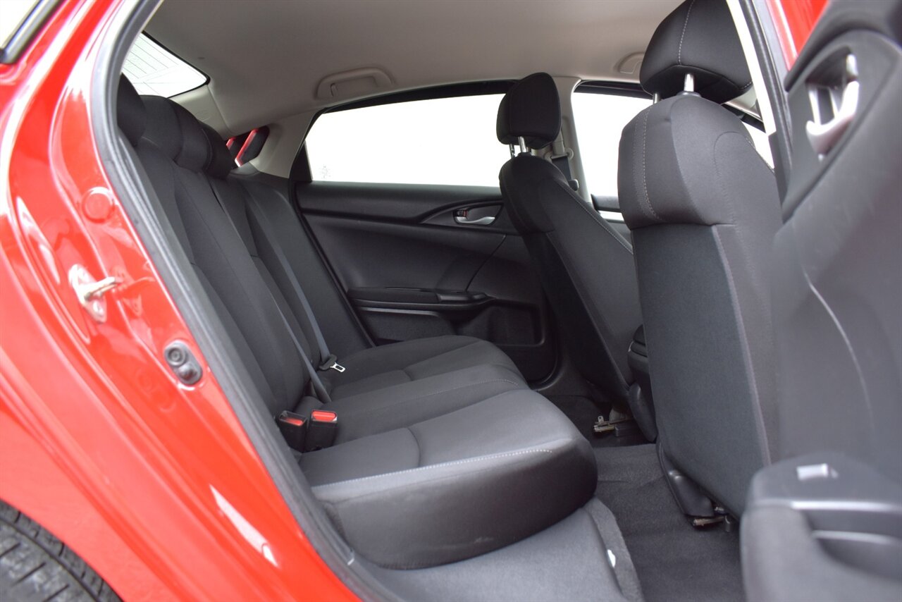 2019 Honda Civic LX 4dr Sedan CVT! 30 City MPG! 38 Hwy MPG! Back up Camera! Collision Mitigation! Lane Keeping Assist! Adaptive Cruise Control! Road Departure Mitigation System! Bluetooth! High Wing Spoiler! - Photo 25 - Portland, OR 97266