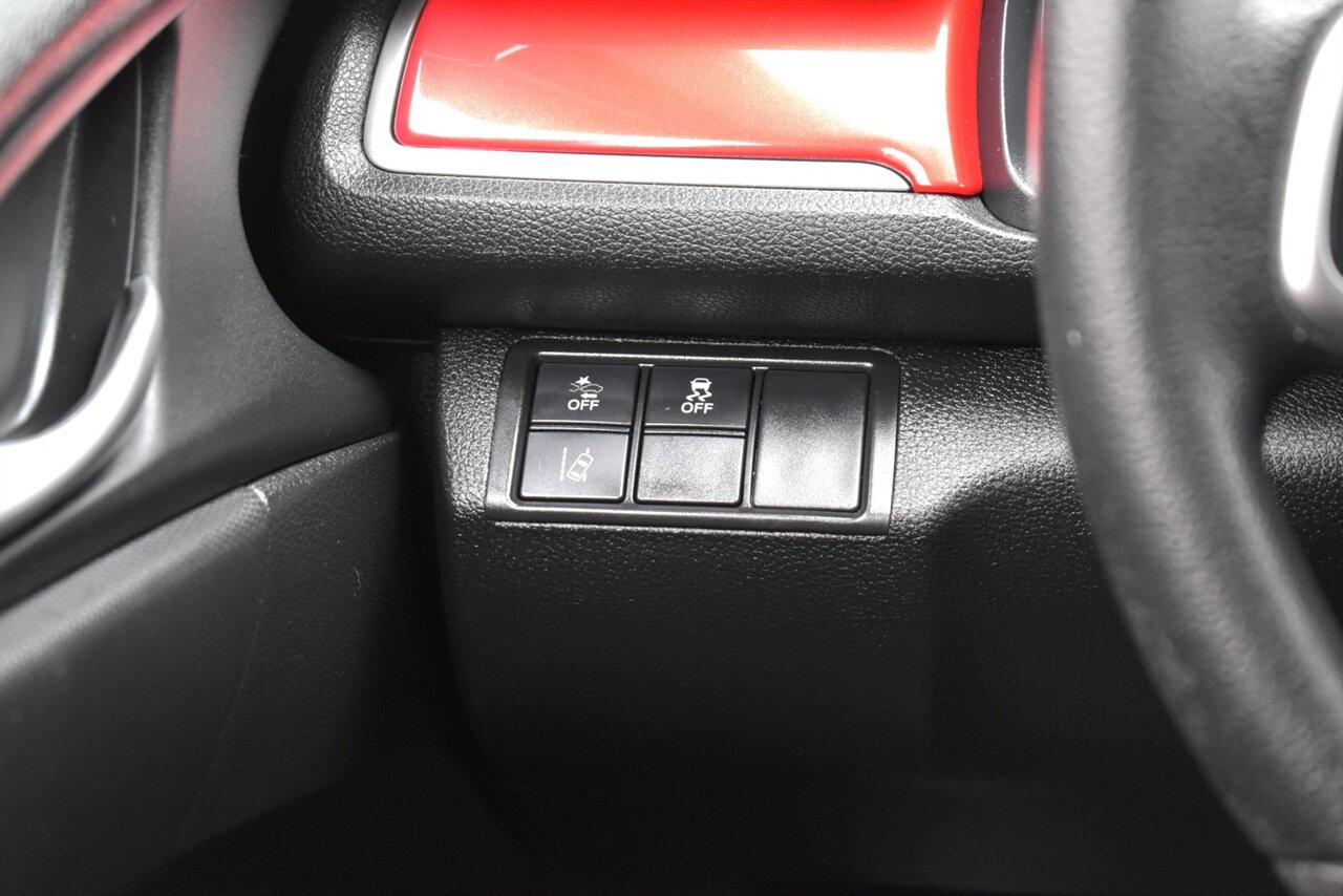 2019 Honda Civic LX 4dr Sedan CVT! 30 City MPG! 38 Hwy MPG! Back up Camera! Collision Mitigation! Lane Keeping Assist! Adaptive Cruise Control! Road Departure Mitigation System! Bluetooth! High Wing Spoiler! - Photo 16 - Portland, OR 97266