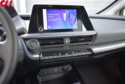 2024 Toyota Prius LE 4dr Hatchback**BY APPOINTMENT ONLY**Toyota Safety Sense 3.0! Blind Spot Monitor! Back Up Cam! 57 City MPG! / 56 HWY MPG! Apple CarPlay! Android Auto! Eco/Pwr Drive Modes! All Weather Mats! - Photo 17 - Portland, OR 97266