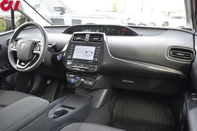 2021 Toyota Prius LE  4dr Hatchback**BY APPOINTMENT ONLY**Back-Up Camera! Park Assist! Lane Assist! 54MPG City! 50MPG Hwy! EV Mode! Bluetooth! All Weather Floor Mats! - Photo 11 - Portland, OR 97266