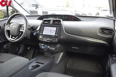 2021 Toyota Prius LE  4dr Hatchback Back-Up Camera! Park Assist! Lane Assist! 54MPG City! 50MPG Hwy! EV Mode! Bluetooth! All Weather Floor Mats! - Photo 11 - Portland, OR 97266