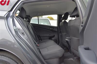 2021 Toyota Prius LE  4dr Hatchback Back-Up Camera! Park Assist! Lane Assist! 54MPG City! 50MPG Hwy! EV Mode! Bluetooth! All Weather Floor Mats! - Photo 25 - Portland, OR 97266