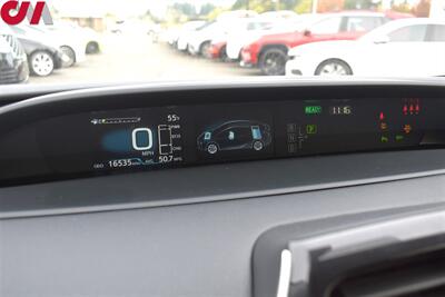 2021 Toyota Prius LE  4dr Hatchback**BY APPOINTMENT ONLY**Back-Up Camera! Park Assist! Lane Assist! 54MPG City! 50MPG Hwy! EV Mode! Bluetooth! All Weather Floor Mats! - Photo 17 - Portland, OR 97266