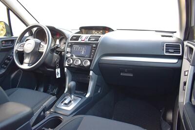 2016 Subaru Forester 2.5i Premium 4dr Wagon CVT! **APPOINTMENT ONLY** Adaptive Cruise Control! Lane Departure Warning! Pre-Collision Braking! Backup Camera! Hill Descent Control! High Ground Clearance! Roof Rails! - Photo 13 - Portland, OR 97266