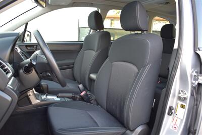 2016 Subaru Forester 2.5i Premium 4dr Wagon CVT! **APPOINTMENT ONLY** Adaptive Cruise Control! Lane Departure Warning! Pre-Collision Braking! Backup Camera! Hill Descent Control! High Ground Clearance! Roof Rails! - Photo 11 - Portland, OR 97266