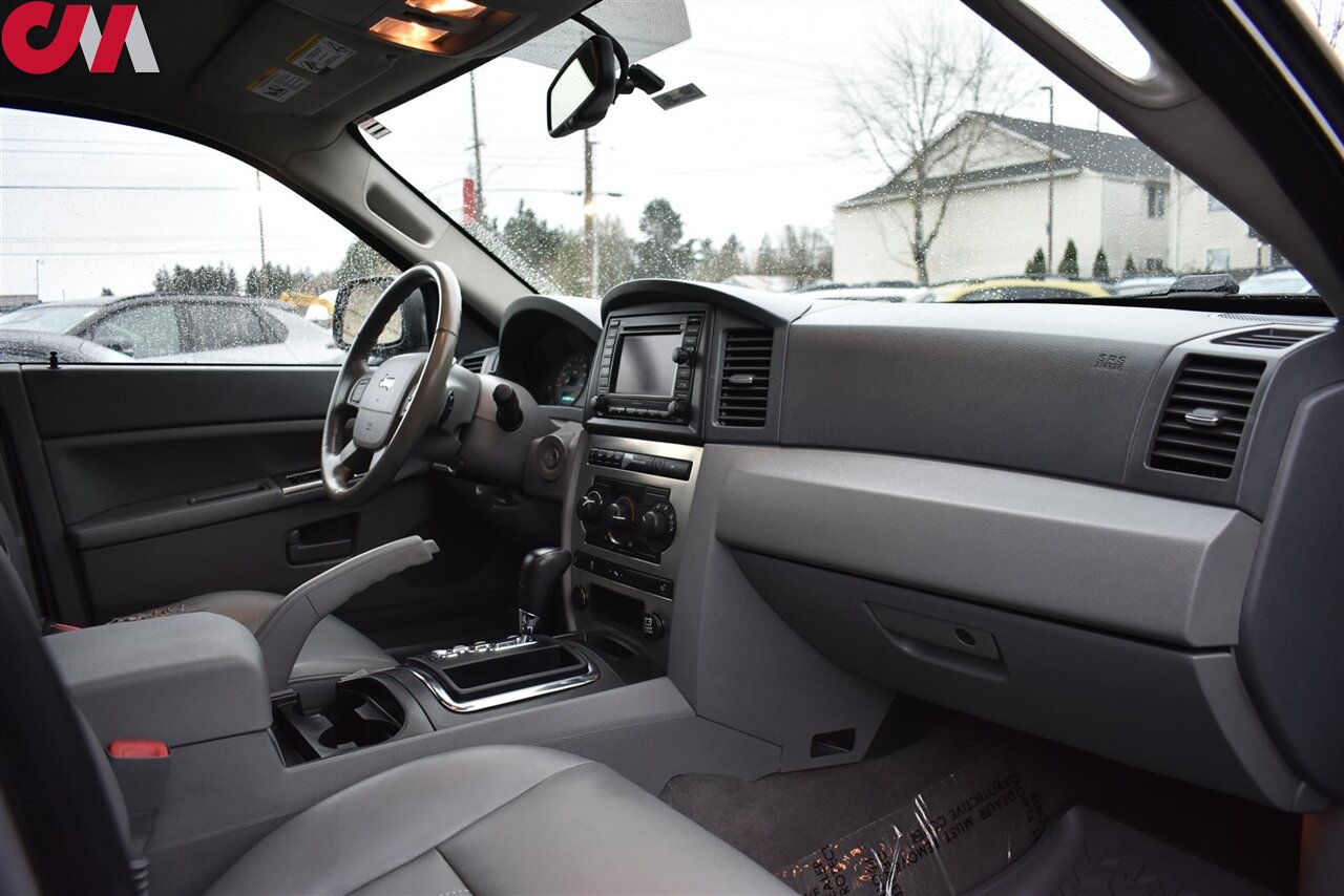 2006 Jeep Grand Cherokee Laredo photo 13