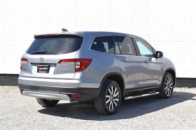 2020 Honda Pilot EX  AWD 4dr SUV! Honda Sensing! Adaptive Cruise Control! Blind Spot Monitoring! Heated Leather Seats! 3rd Row Seating! Power Liftgate! Backup Camera! - Photo 5 - Portland, OR 97266