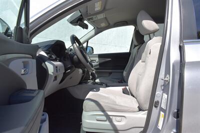 2020 Honda Pilot EX  AWD 4dr SUV! Honda Sensing! Adaptive Cruise Control! Blind Spot Monitoring! Heated Leather Seats! 3rd Row Seating! Power Liftgate! Backup Camera! - Photo 10 - Portland, OR 97266