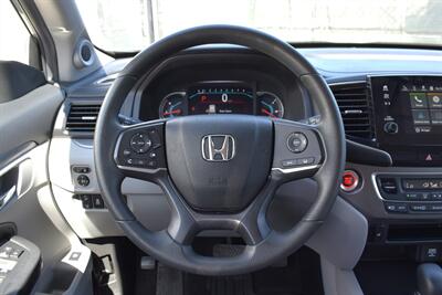 2020 Honda Pilot EX  AWD 4dr SUV! Honda Sensing! Adaptive Cruise Control! Blind Spot Monitoring! Heated Leather Seats! 3rd Row Seating! Power Liftgate! Backup Camera! - Photo 14 - Portland, OR 97266