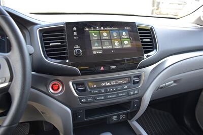 2020 Honda Pilot EX  AWD 4dr SUV! Honda Sensing! Adaptive Cruise Control! Blind Spot Monitoring! Heated Leather Seats! 3rd Row Seating! Power Liftgate! Backup Camera! - Photo 19 - Portland, OR 97266