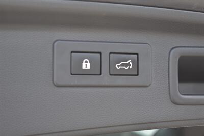 2023 Subaru Forester Limited Sport Utility 4D  Limited 4dr Crossover! X-Mode! EyeSight Safety Tech! Adaptive Cruise Control! Apple CarPlay & Android Auto! Heated Seats! Panoramic Moonroof! Backup Camera! - Photo 33 - Portland, OR 97266